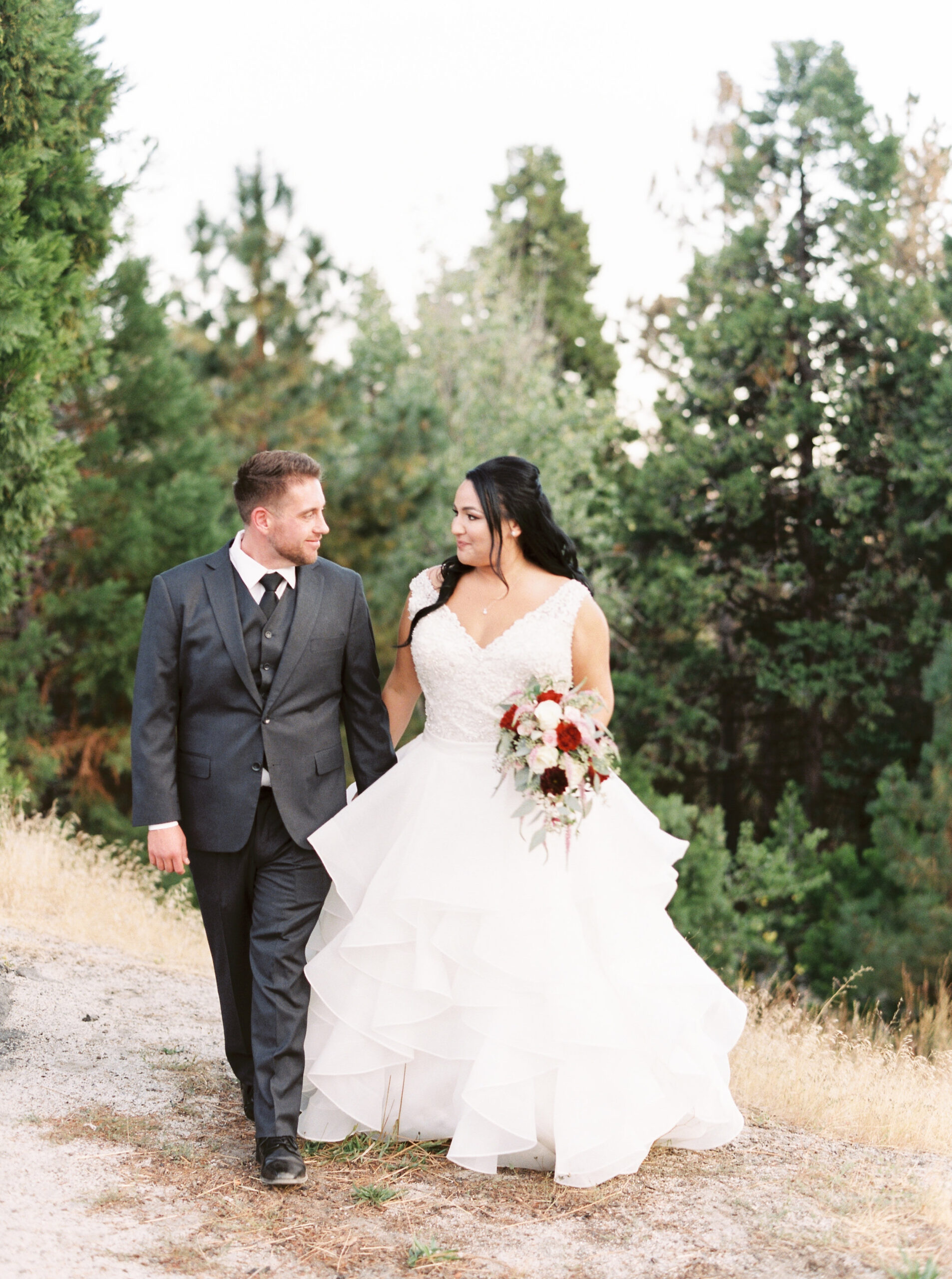 Tenaya-lodge-wedding-at-yosemite-national-park-california-14.jpg