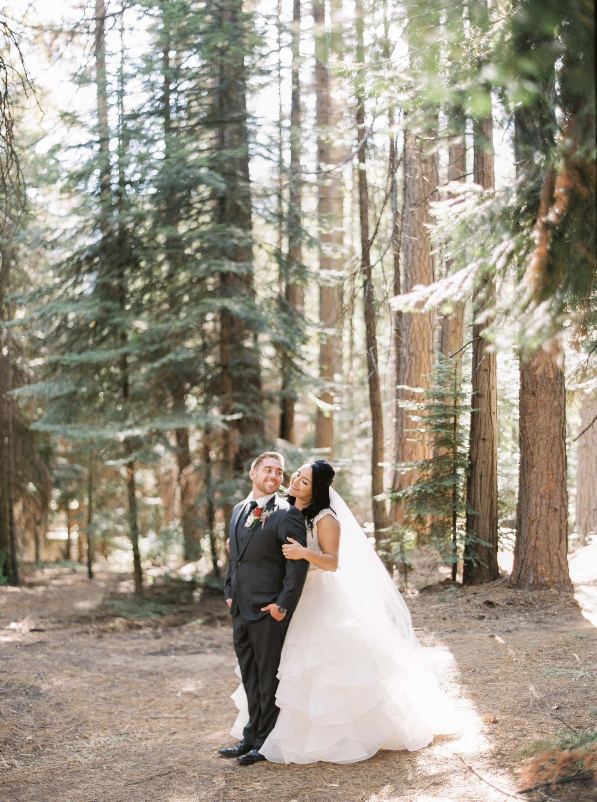 Tenaya-lodge-wedding-at-yosemite-national-park-california-39.jpg