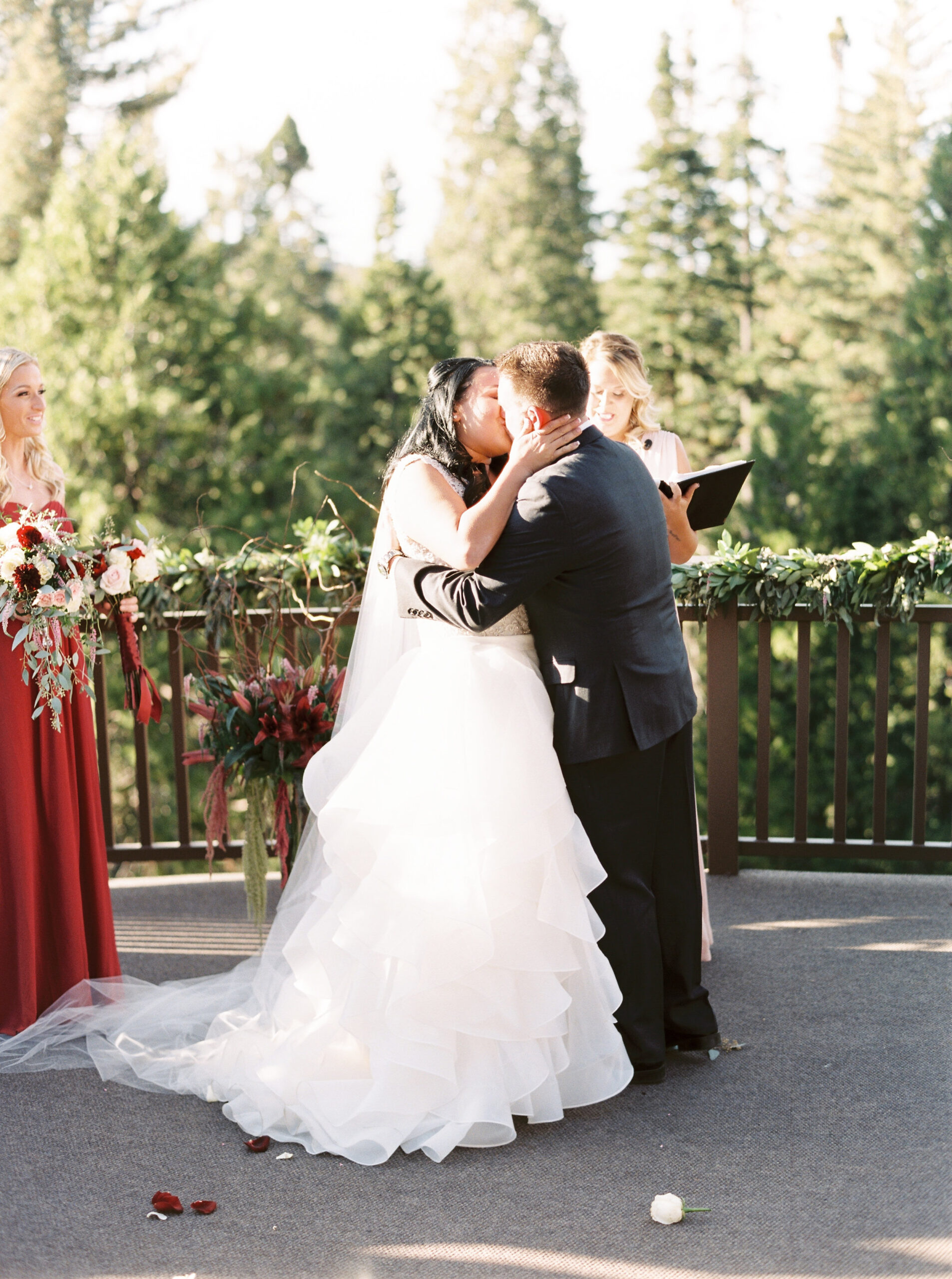 Tenaya-lodge-wedding-at-yosemite-national-park-california-82.jpg
