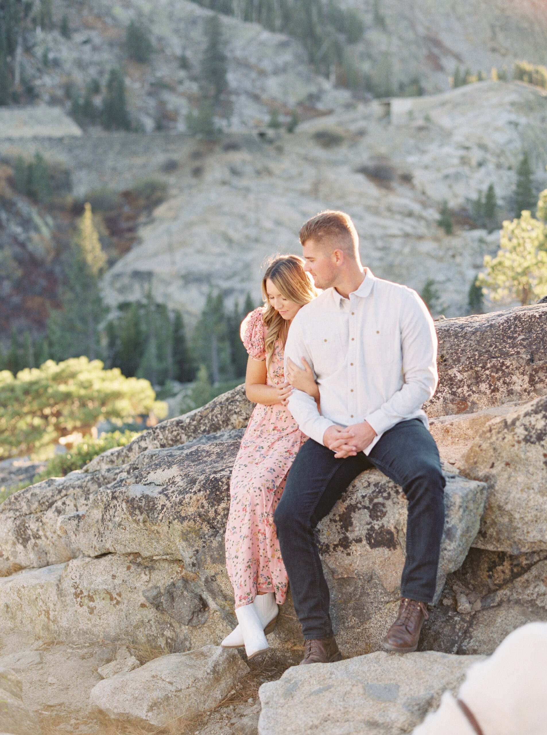 donner-lake-lookout-engagment-tahoe-wedding-photographer-kristine-herman-photography-31.jpg
